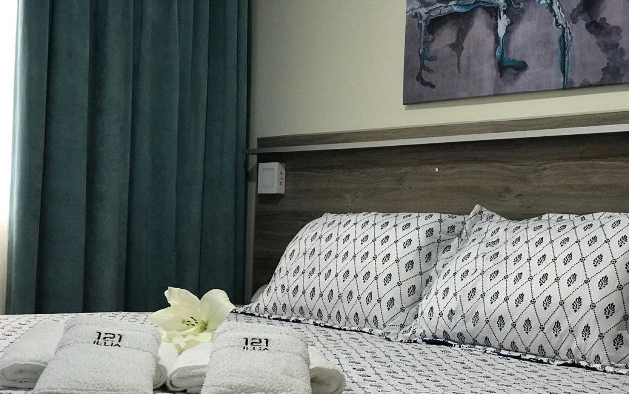 Illia 121 Apart Hotel Neuquén المظهر الخارجي الصورة