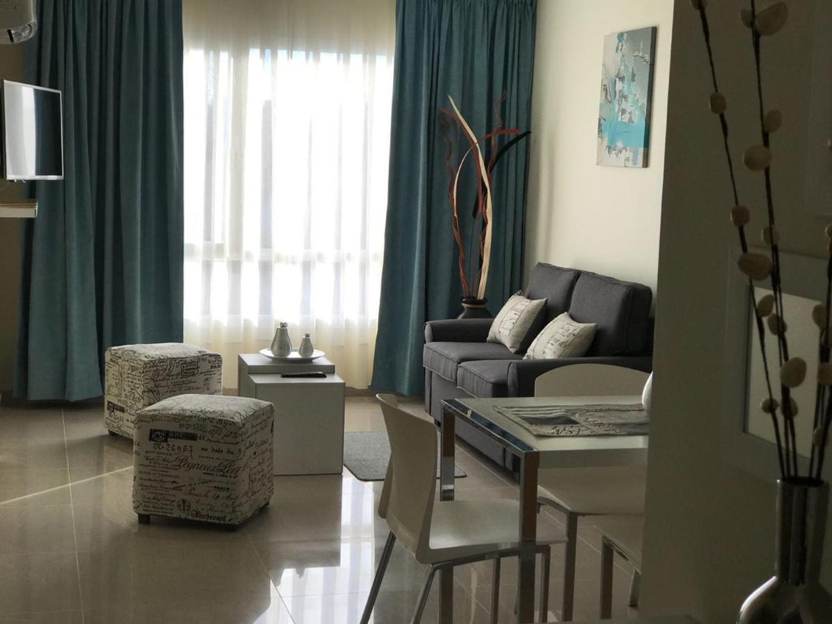 Illia 121 Apart Hotel Neuquén المظهر الخارجي الصورة