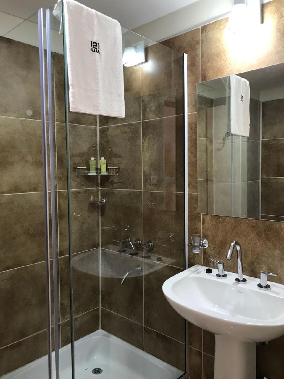 Illia 121 Apart Hotel Neuquén المظهر الخارجي الصورة